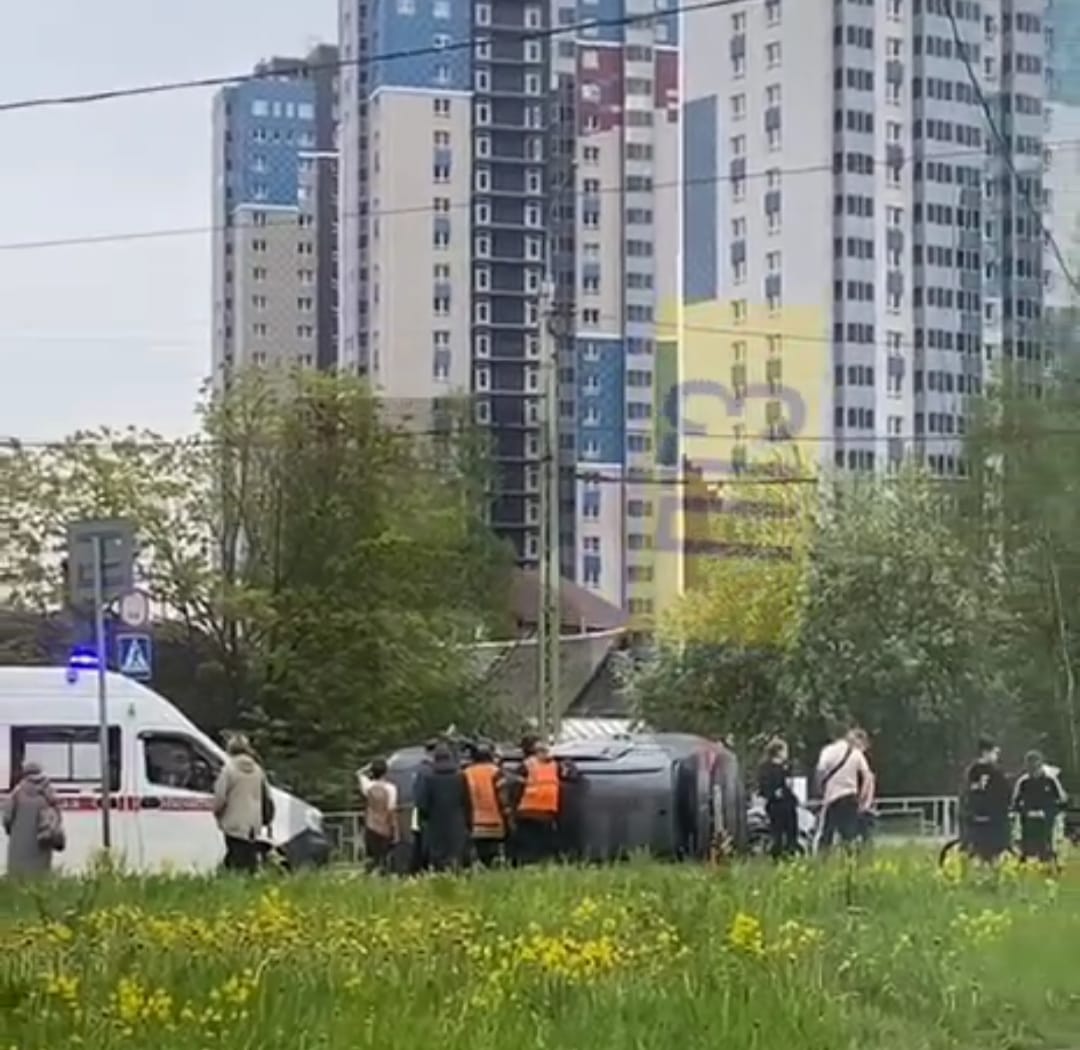 Жесткое ДТП произошло в густонаселенном районе Петрозаводска Жесткое ДТП произошло в густонаселенном районе Петрозаводска