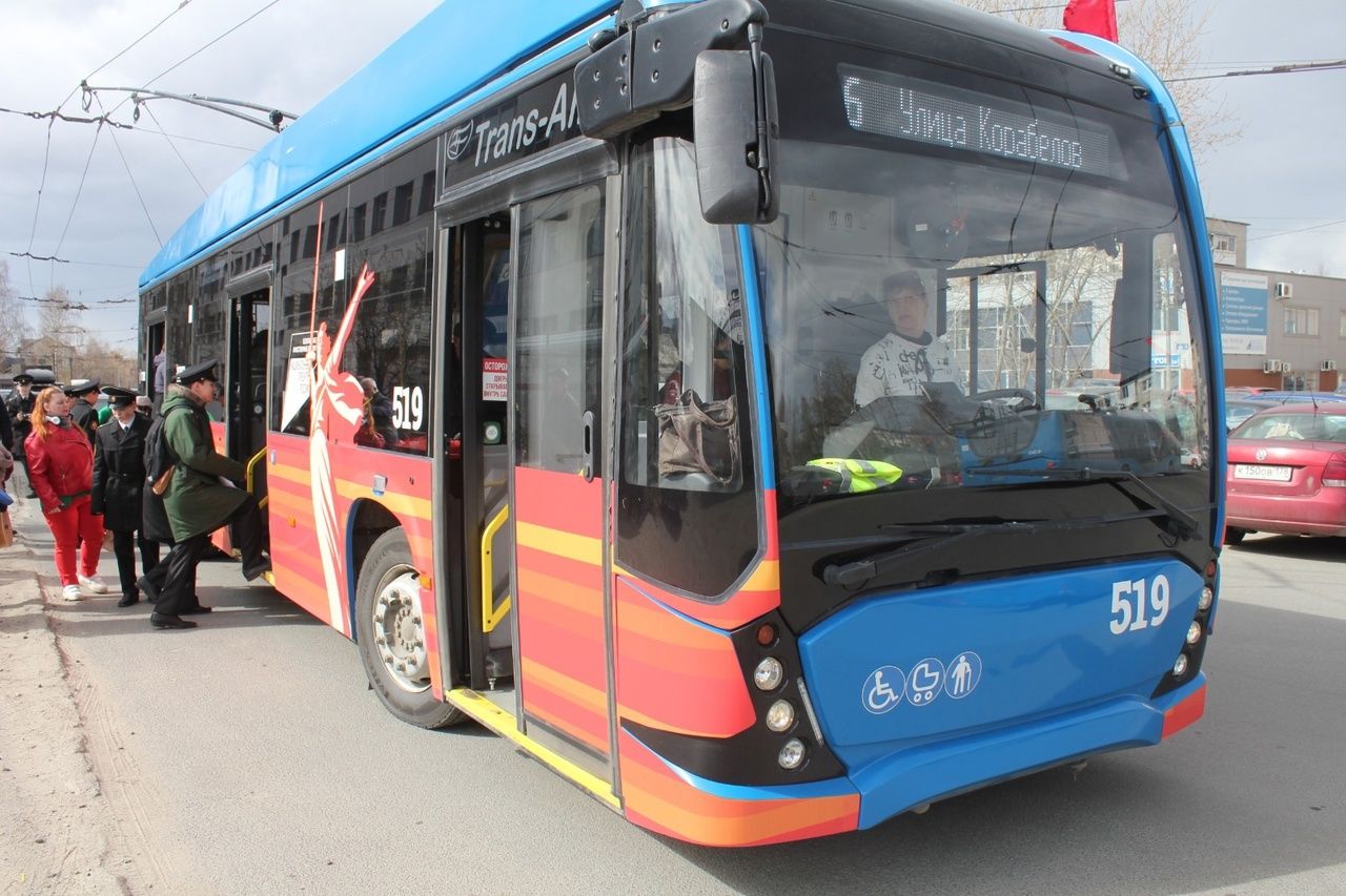 Троллейбус Победы проехал по улицам Петрозаводска