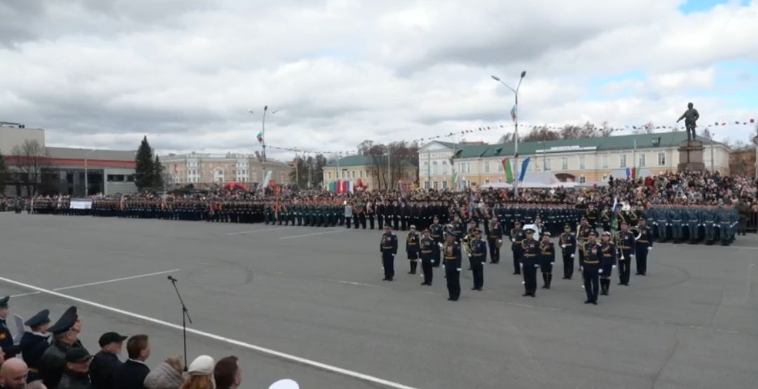 В Петрозаводске начался парад Победы