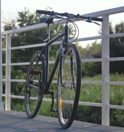 Ушлый горожанин выкрал велосипед с балкона спящего жителя крупного района Петрозаводска