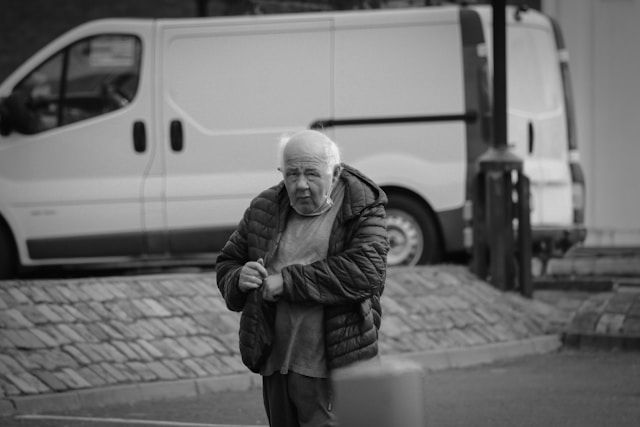 Мошенники зря потратились на такси в другой регион, ожидая 1,5 млн рублей от обманутого пожилого петрозаводчанина