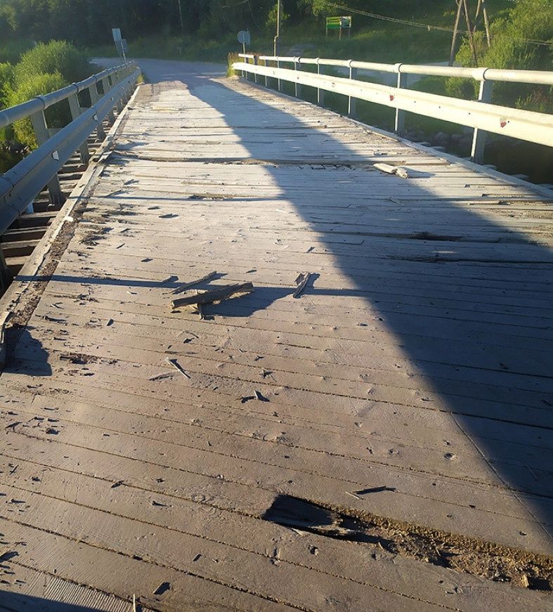 Ремонт аварийного моста через реку Суоёки начнут в Карелии