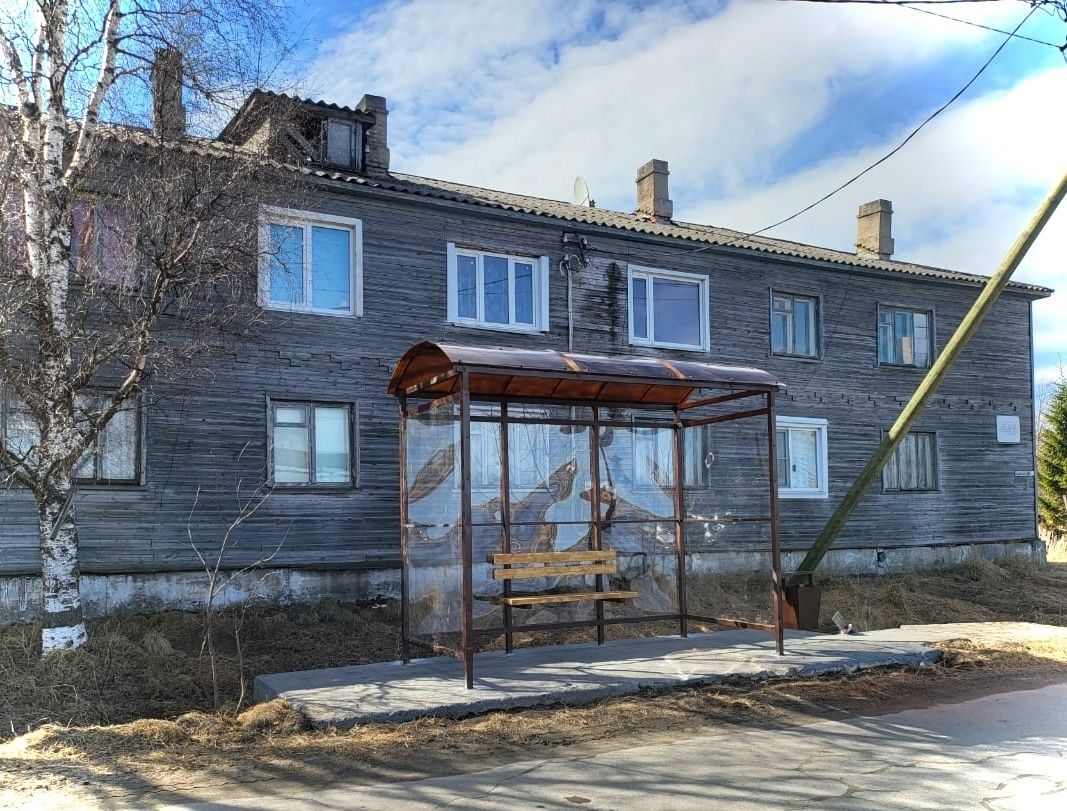 На севере Карелии установили два новых остановочных павильона