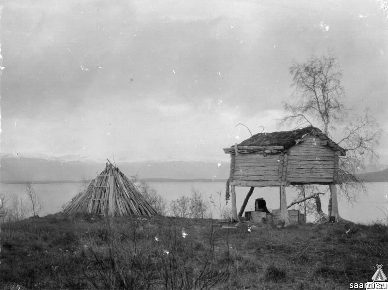 Избушка на куриных ножках: узнали, как народы севера хранили сети