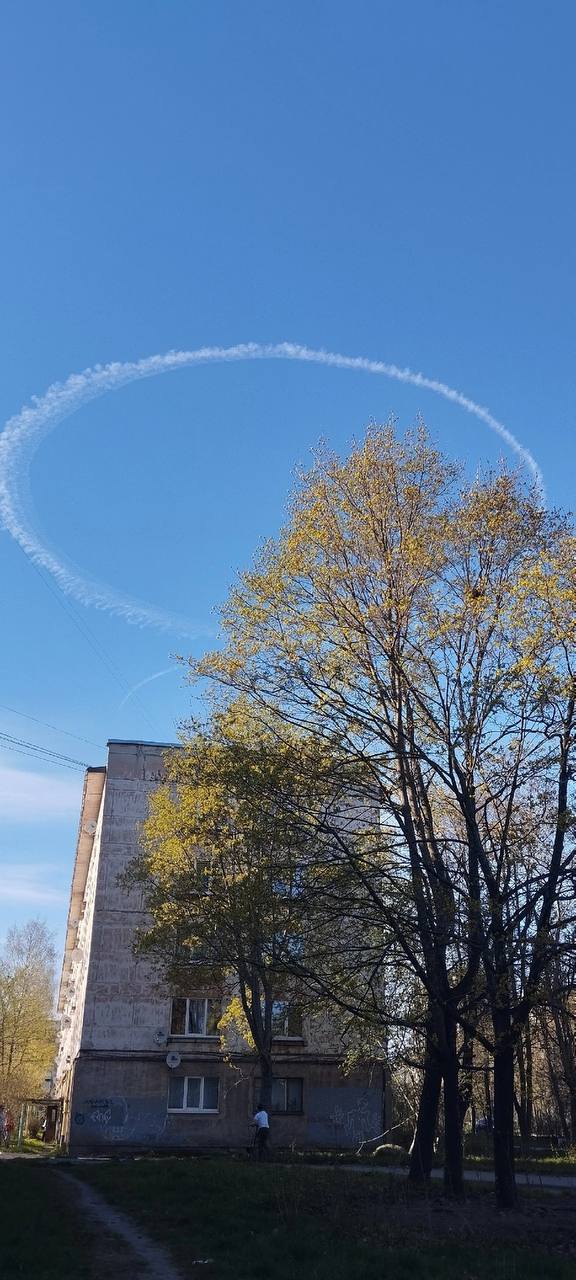 Странные круги увидели в небе жители Бесовца