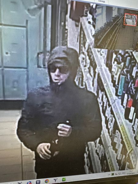 Полиция Петрозаводска разыскивает подозреваемого в краже денег