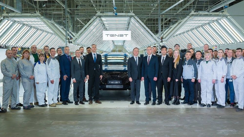 Тенетизация российских дорог: встречаем отечественный кроссовер в июне