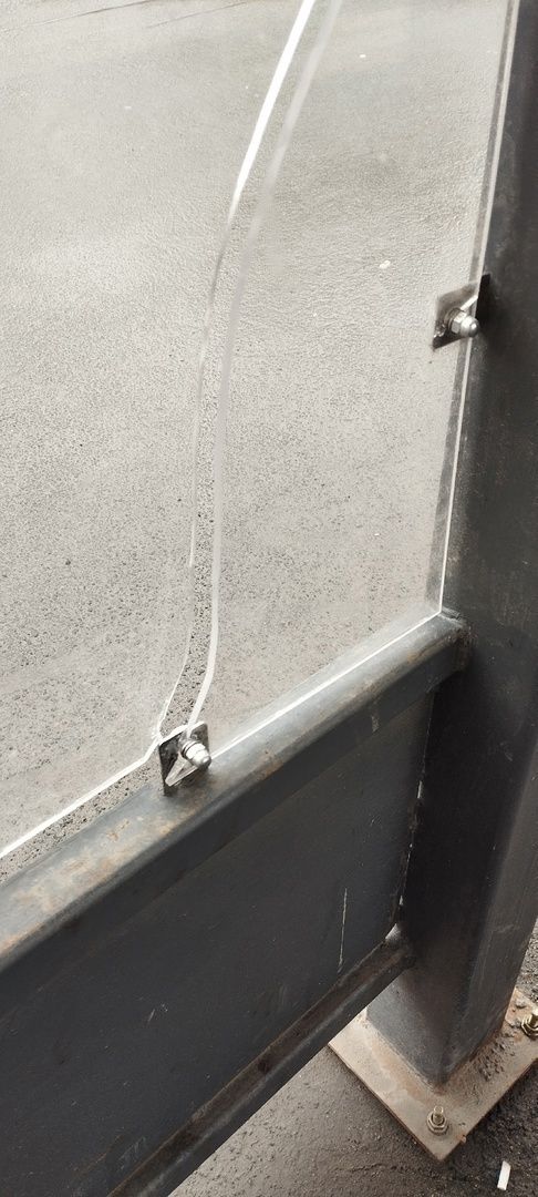 Новая остановка треснула в расширенном центре Петрозаводска