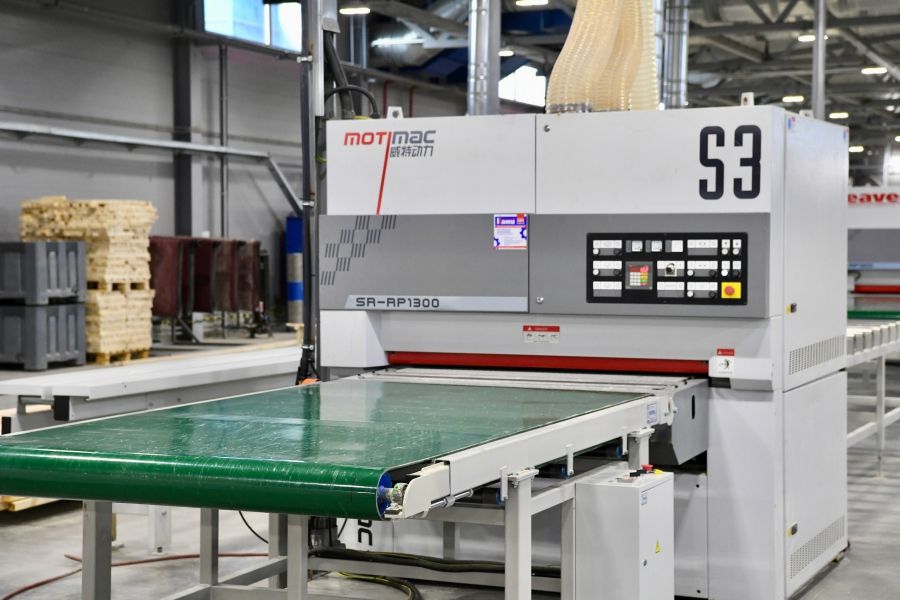 «Крона» запустила производство мебельных щитов к юбилею республики