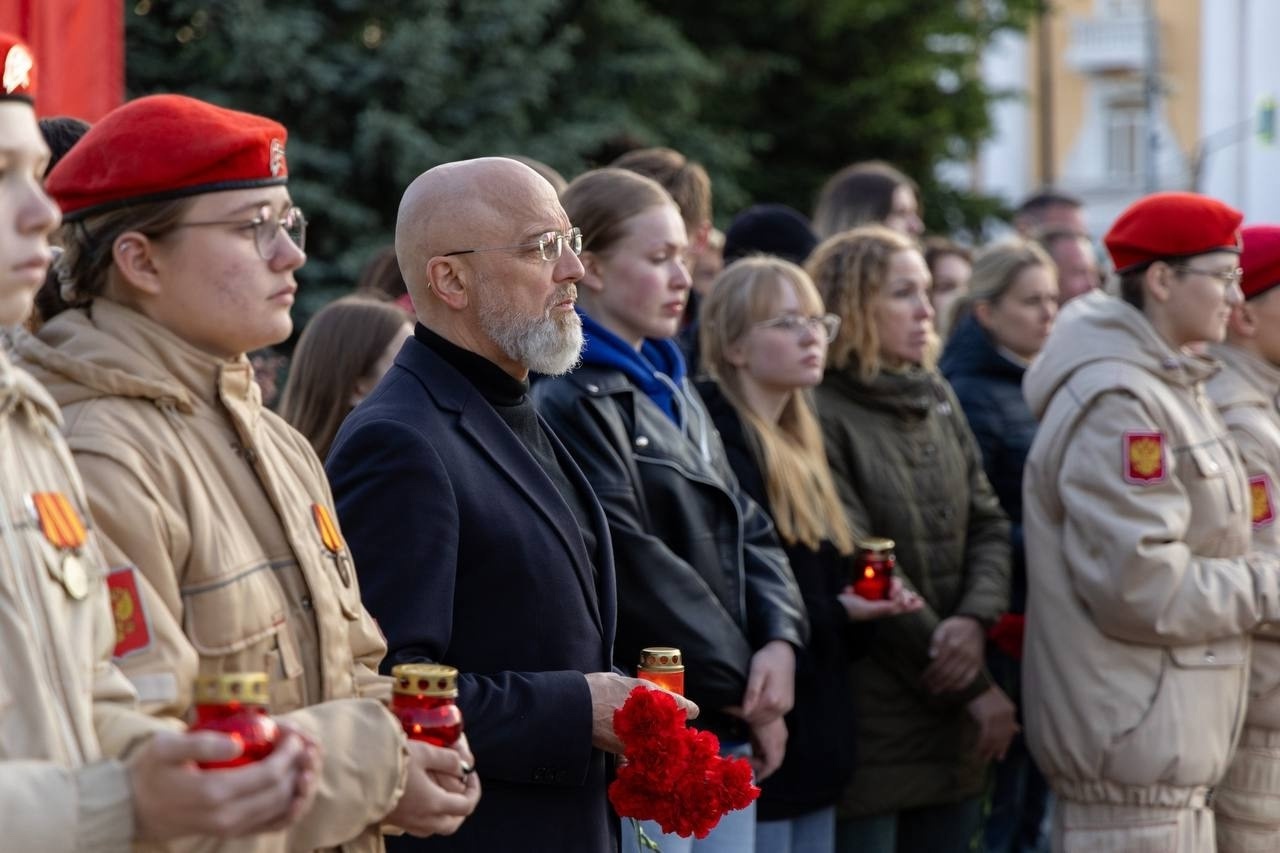 Петрозаводск зажег свечи в память о начале войны (Фото)