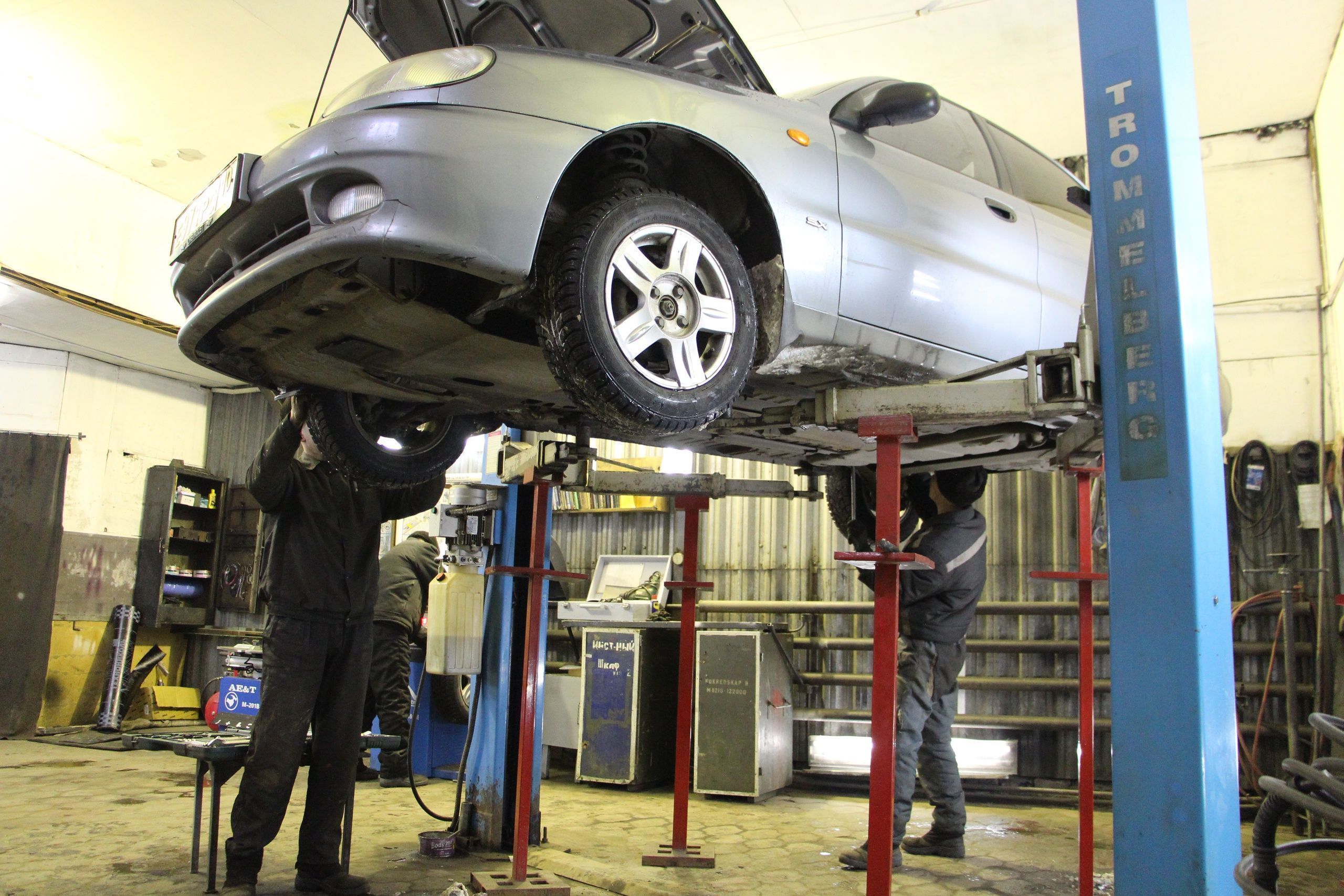 В одной из карельских колоний выбрали лучшего автомеханика среди осужденных