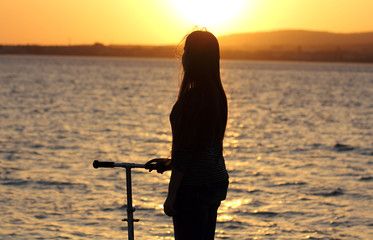 Молодых самокатчиков привлекли к административке за опасные маневры в центре Петрозаводска