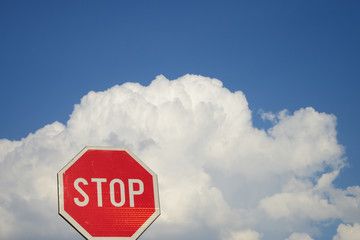 Проезд автомобилей запретят 19 и 20 июня на нескольких улицах в Петрозаводске