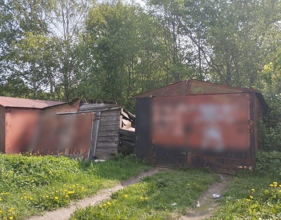 Голубятню и гараж снесут на днях в одном из районов Петрозаводска