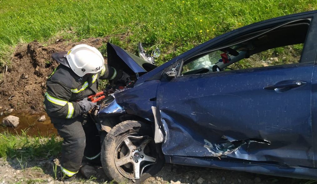 Две легковушки разбились на востоке Карелии