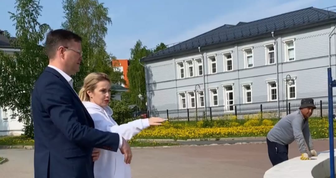 Инна Колыхматова рассказала о том, как готовятся в Петрозаводске к праздничным мероприятиям