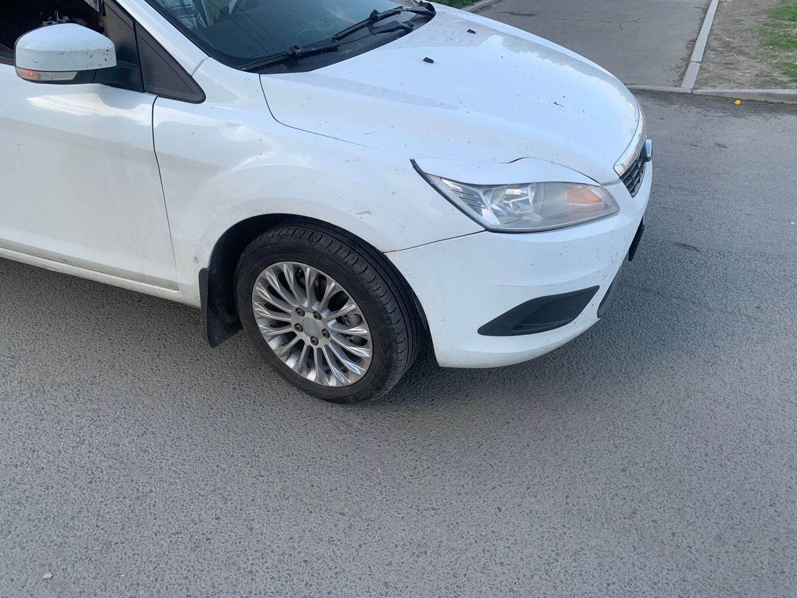 Водитель на иномарке сбил ребенка у гипермаркета в одном из районов Петрозаводска