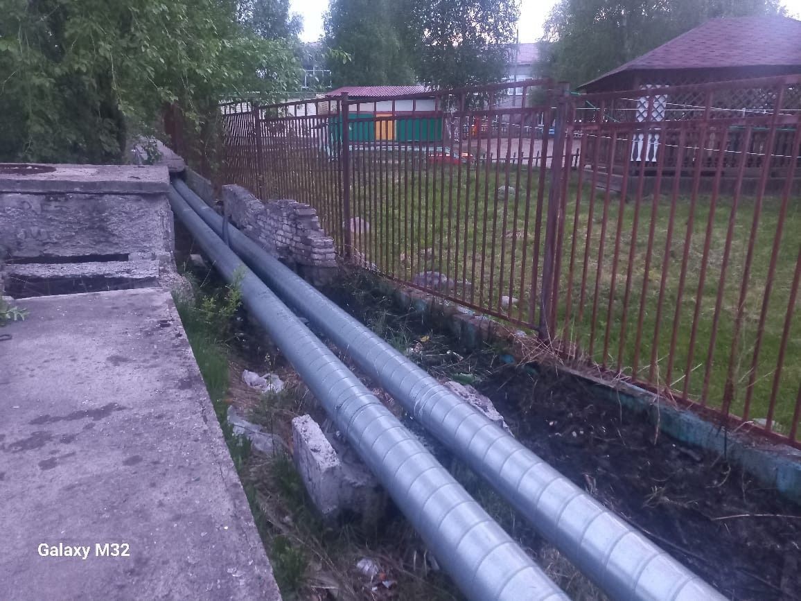 Бдительные жители справились с огнем до приезда пожарных на севере Карелии