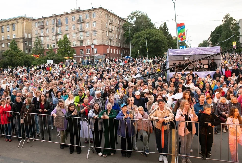 Более 50 тысяч улыбок поймали видеокамеры на празднике в Петрозаводске