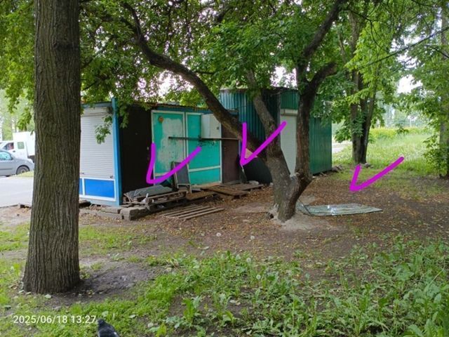 «Красота» Петрозаводска изнутри: горожане возмущены тем, как коммерсанты портят облик города