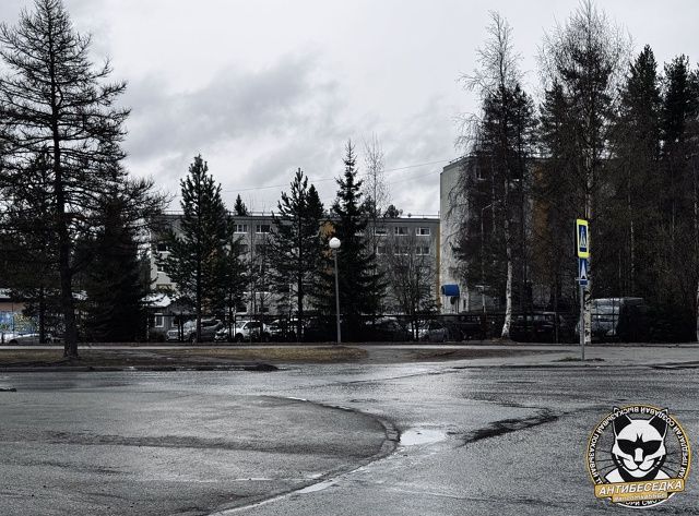 Водители бьют тревогу: «лежачий полицейский» оказался выше нормы в Костомуше