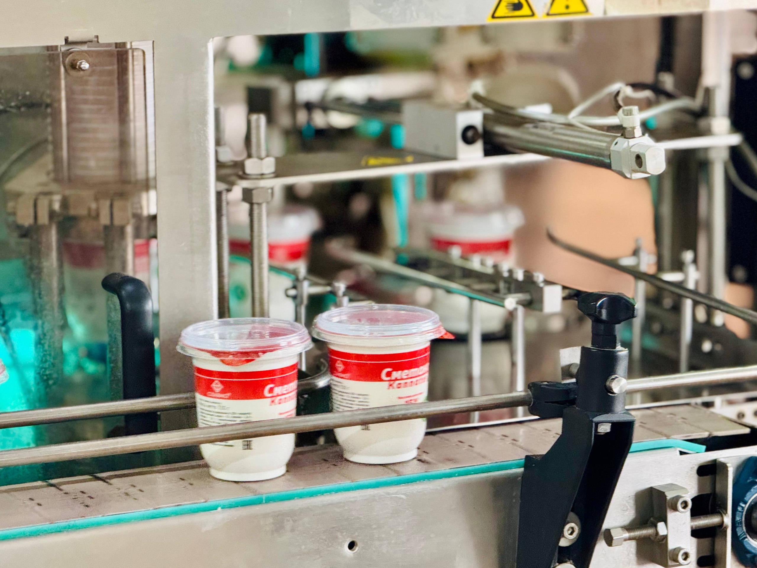 Олонецкий молкомбинат и АО «Славмо» получили поддержку из бюджета за счет субсидии