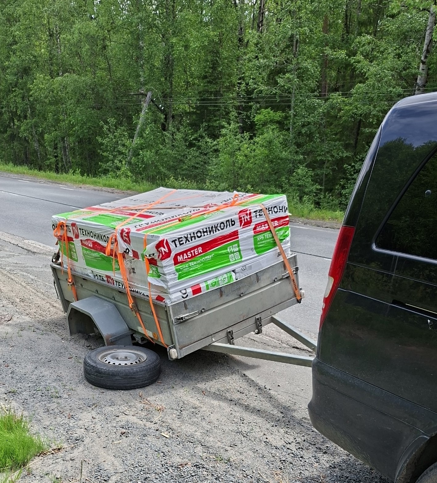 Обворованный водитель просит помощи очевидцев