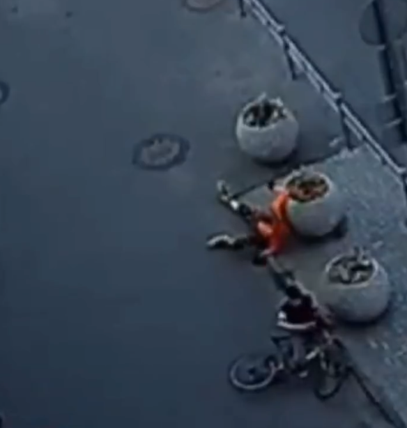 Один не справился с управлением — оба в травмированы (Видео)