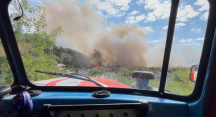 В Медвежьегорске горела свалка мусора