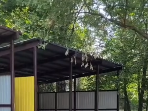 В петрозаводских садиках устанавливают теневые навесы