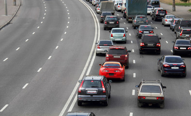 Тысячи машин из параллельного импорта в России оказались в розыске