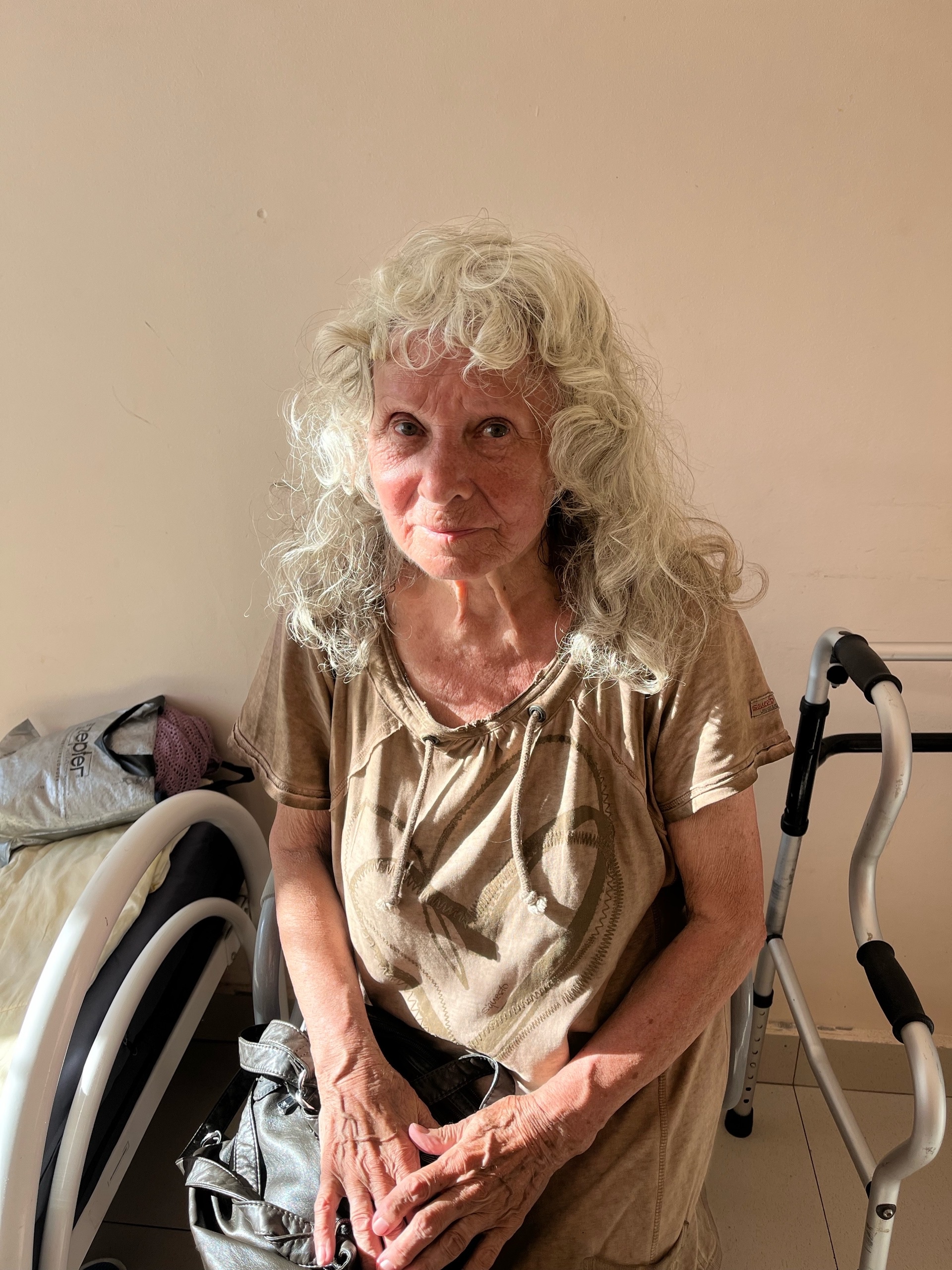 Пожилую женщину, пропавшую в Карелии, нашли в больнице Санкт-Петербурга