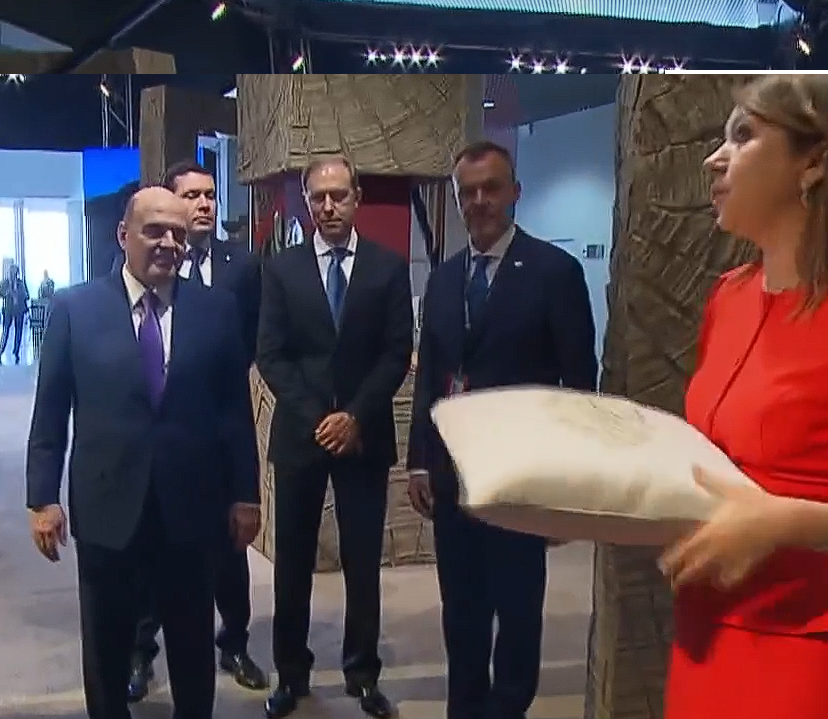 Мишустин оценил золотое шитье Поморья (Видео)