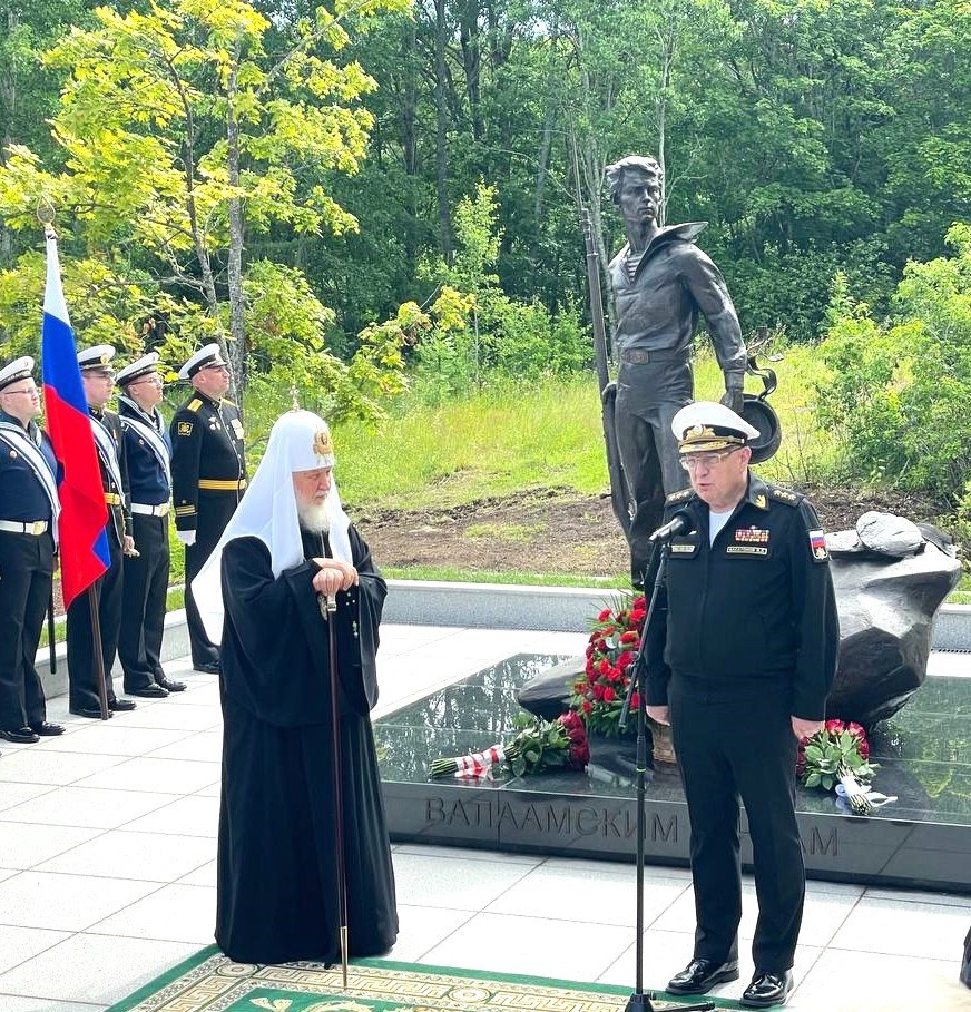 Политолог рассказал, что предшествовало открытию памятника валаамским юнгам