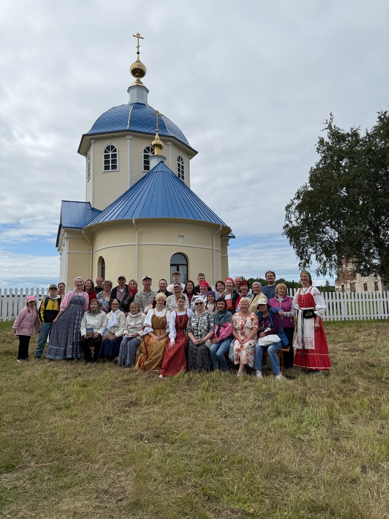 Сенная Губа отпраздновала день деревни колокольным звоном и поэзией
