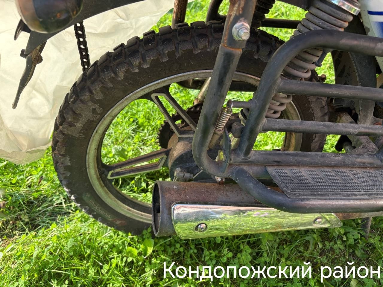 Ночная поездка закончилась в кювете для юного водителя мопеда в одном из районов Карелии