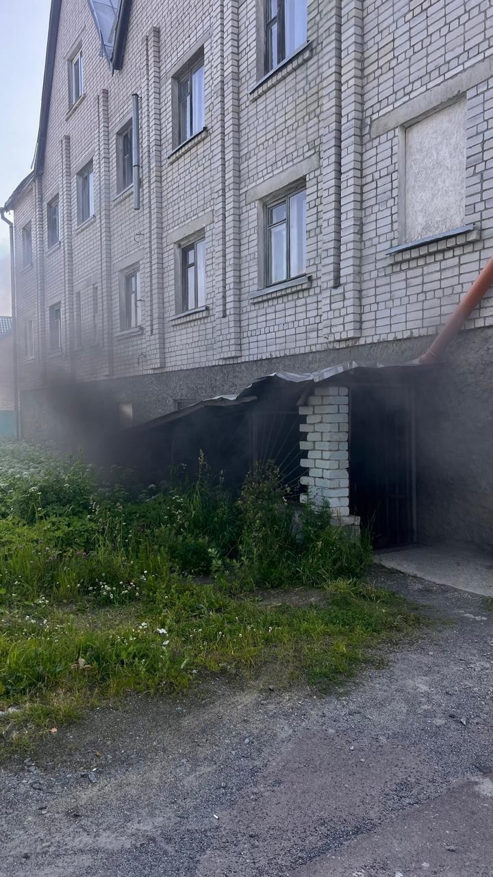 Пламя вместо льда: холодильники полыхали в поселковом магазине Приладожья