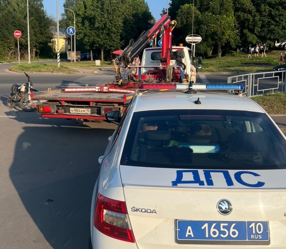 Любители пьяной езды в Петрозаводске теперь смогут долго дружить с зеленым змием — авто у них забрали