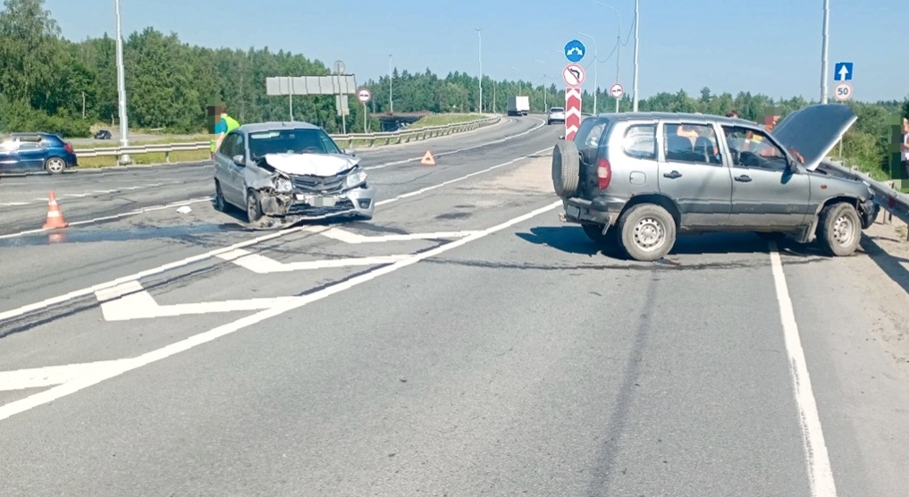 В Карелии 87-летний водитель устроил ДТП с пострадавшими