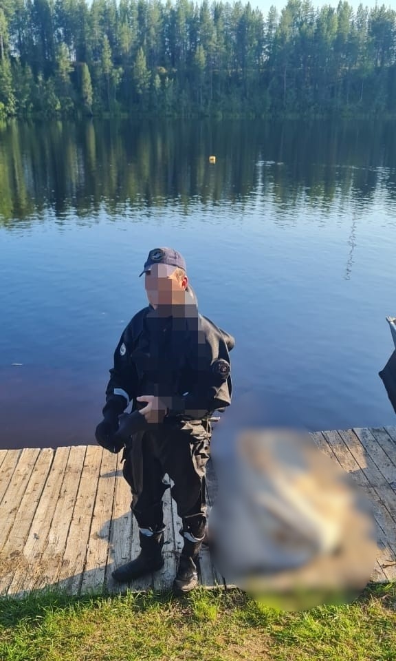 Тело погибшего рыбака подняли со дна озера в округе Карелии