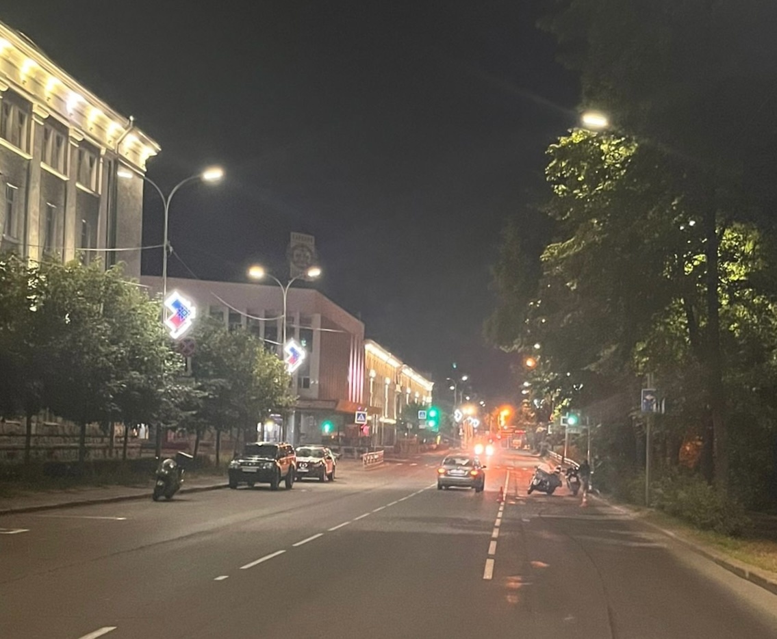 Байкер перевернулся в центре Петрозаводска