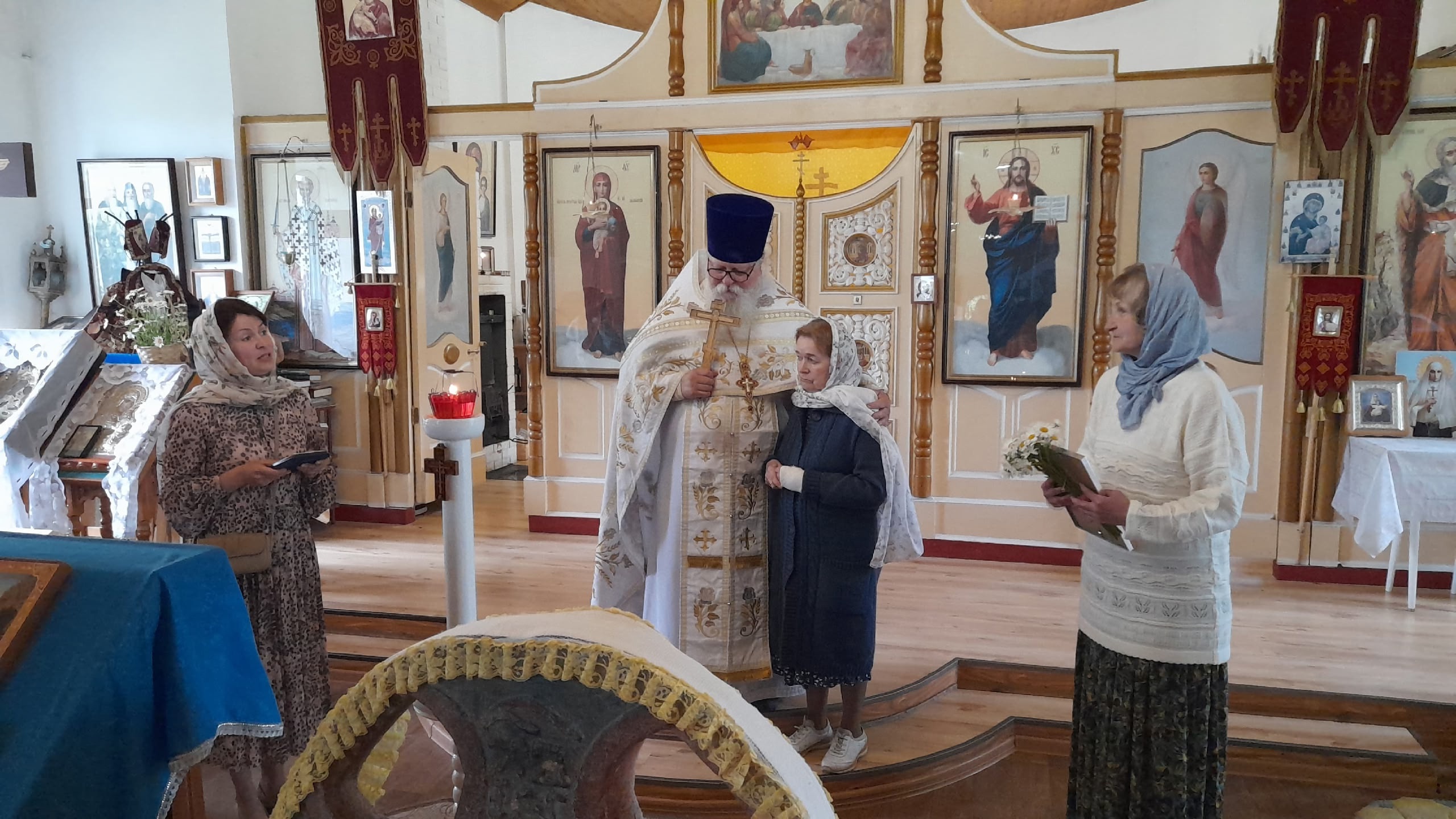 В Карелии семью священнослужителя удостоили медалью за любовь и верность