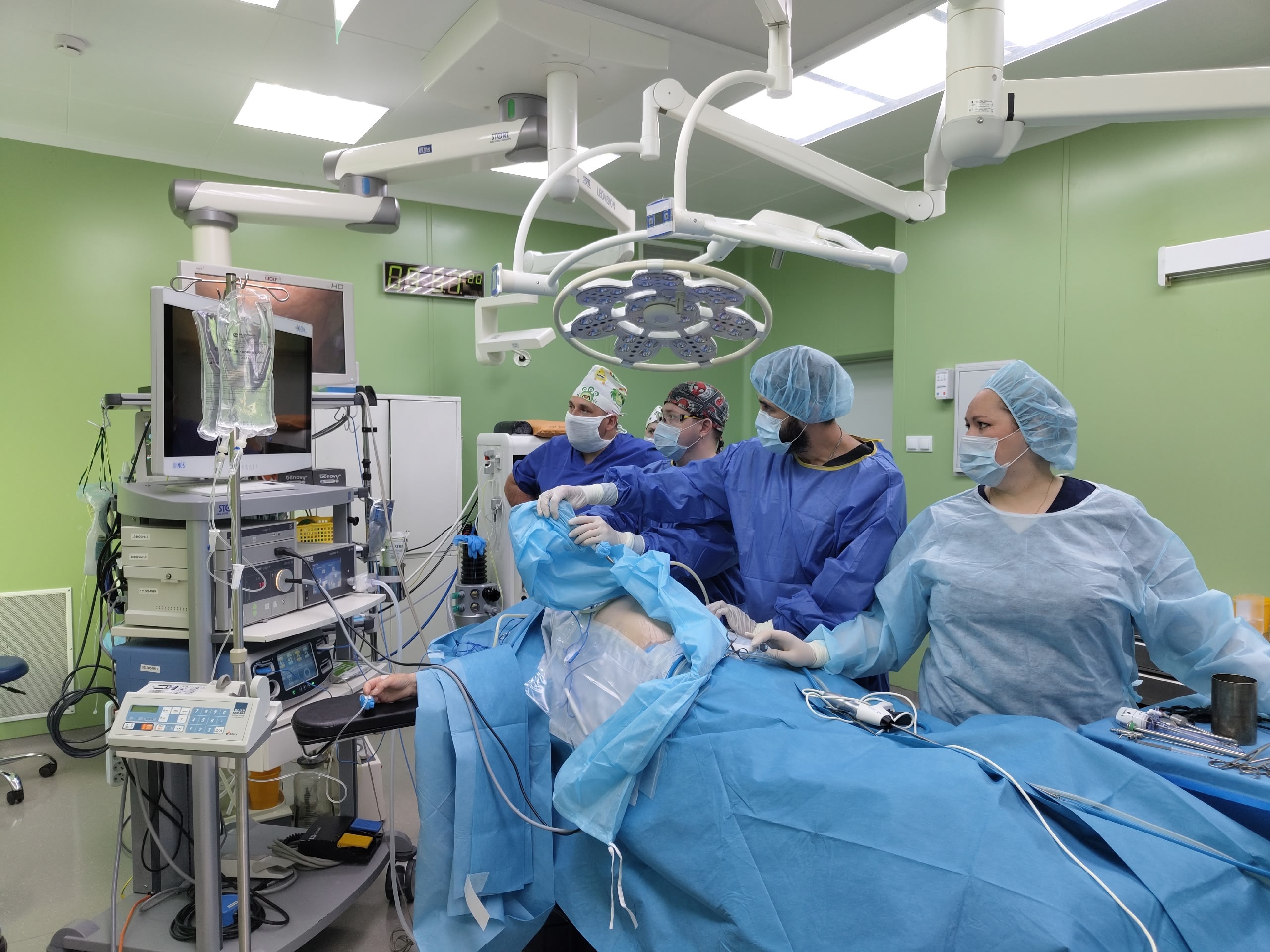 Карельские хирурги обменялись опытом с коллегой из Санкт-Петербурга