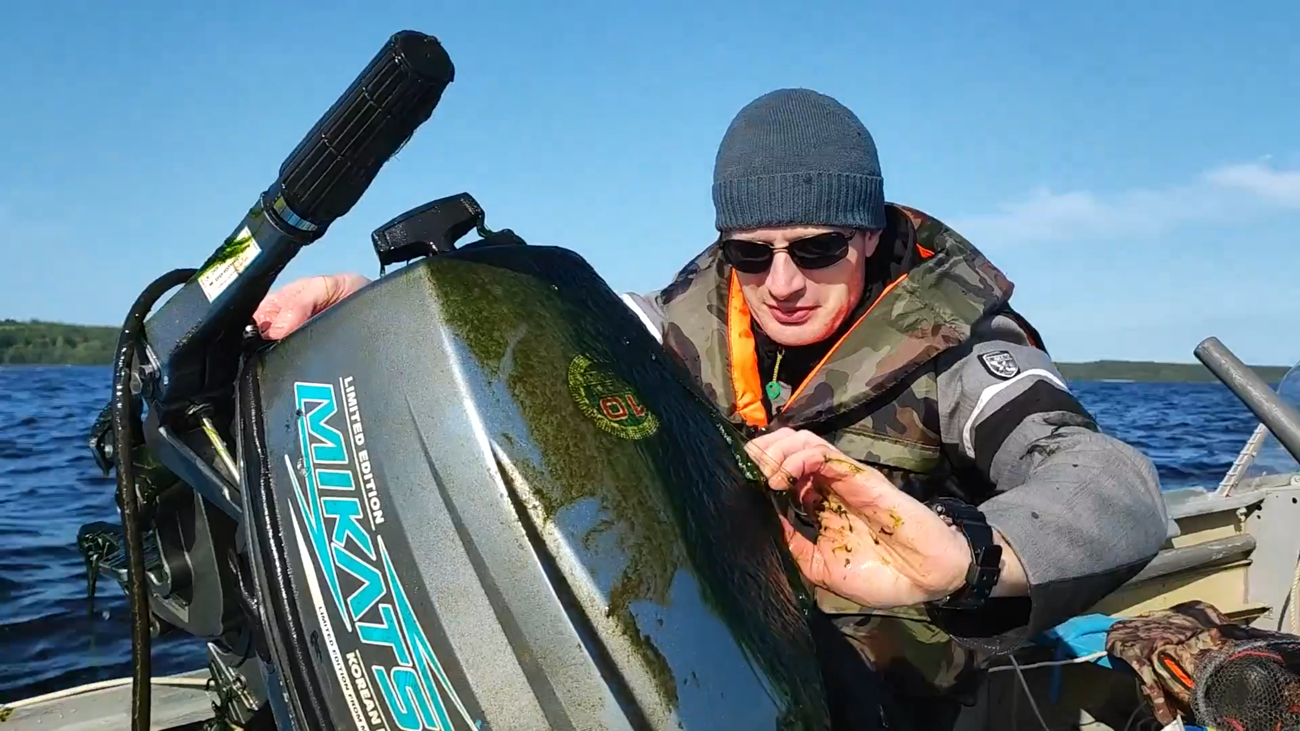 Утопил и снова нашел: в Ладоге спустя месяц подняли лодочный мотор