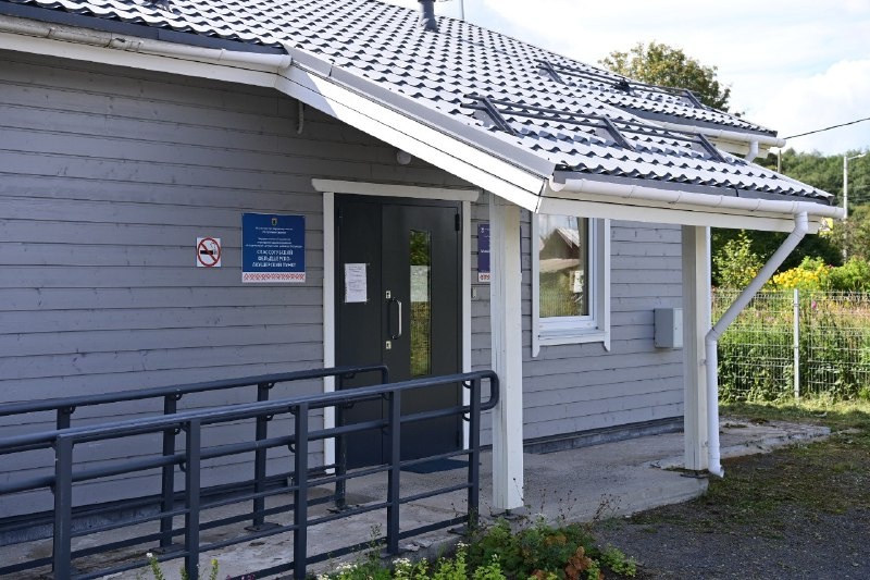 Андрей Сергеев и Михаил Охлопков оценили ход строительства новых медучреждений