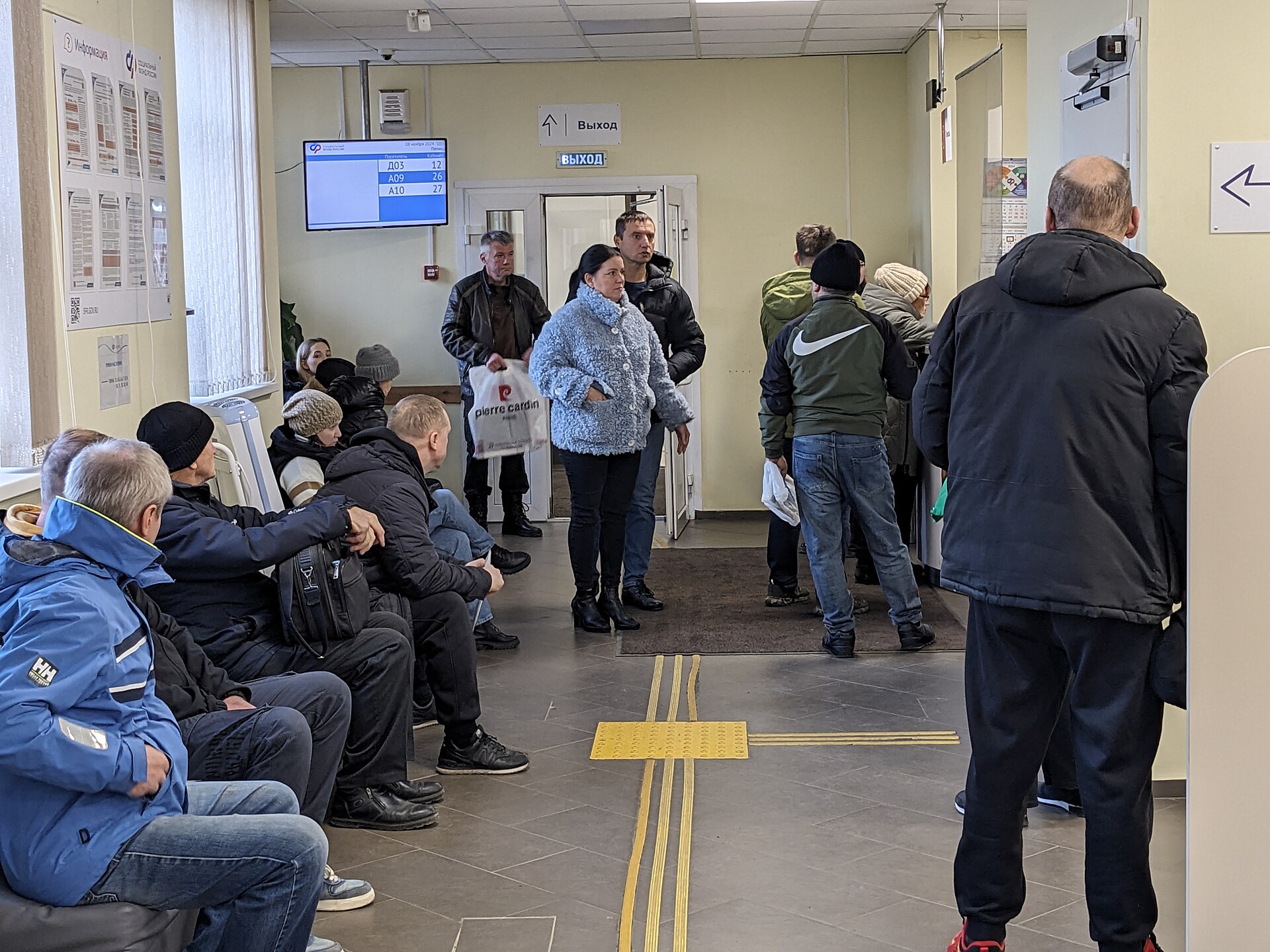 Более 2700 жителей Карелии получают выплаты по уходу за детьми-инвалидами