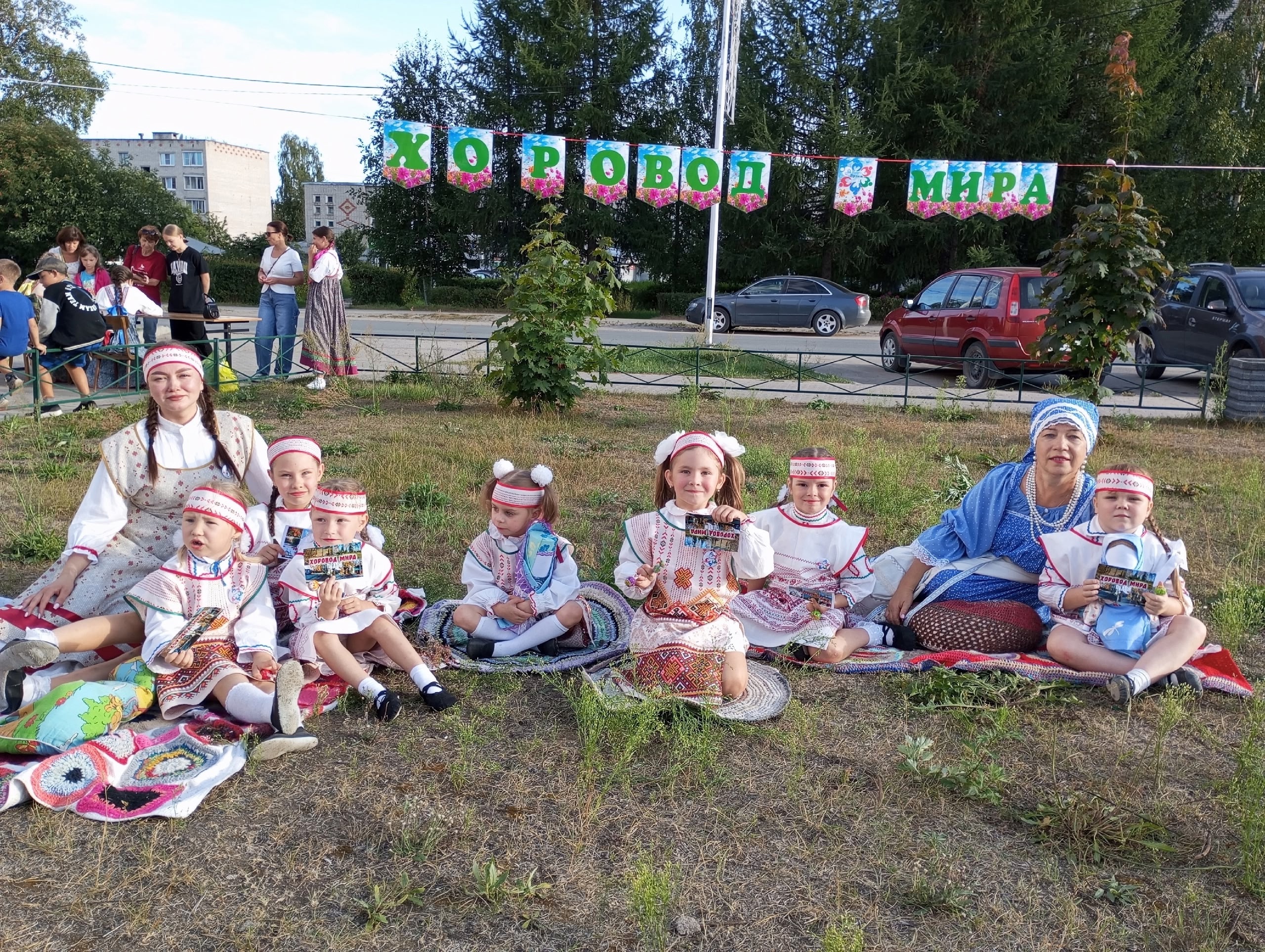 В Пудоже прошел праздник «Хоровод Мира»