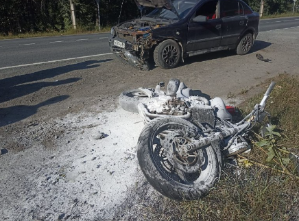 Мотоциклист пострадал в лобовом столкновении на трассе под Петрозаводском Мотоциклист пострадал в лобовом столкновении на трассе под Петрозаводском