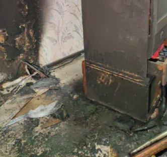 Жильцы многоэтажки в Прионежском районе избежали госпитализации после ночного пожара