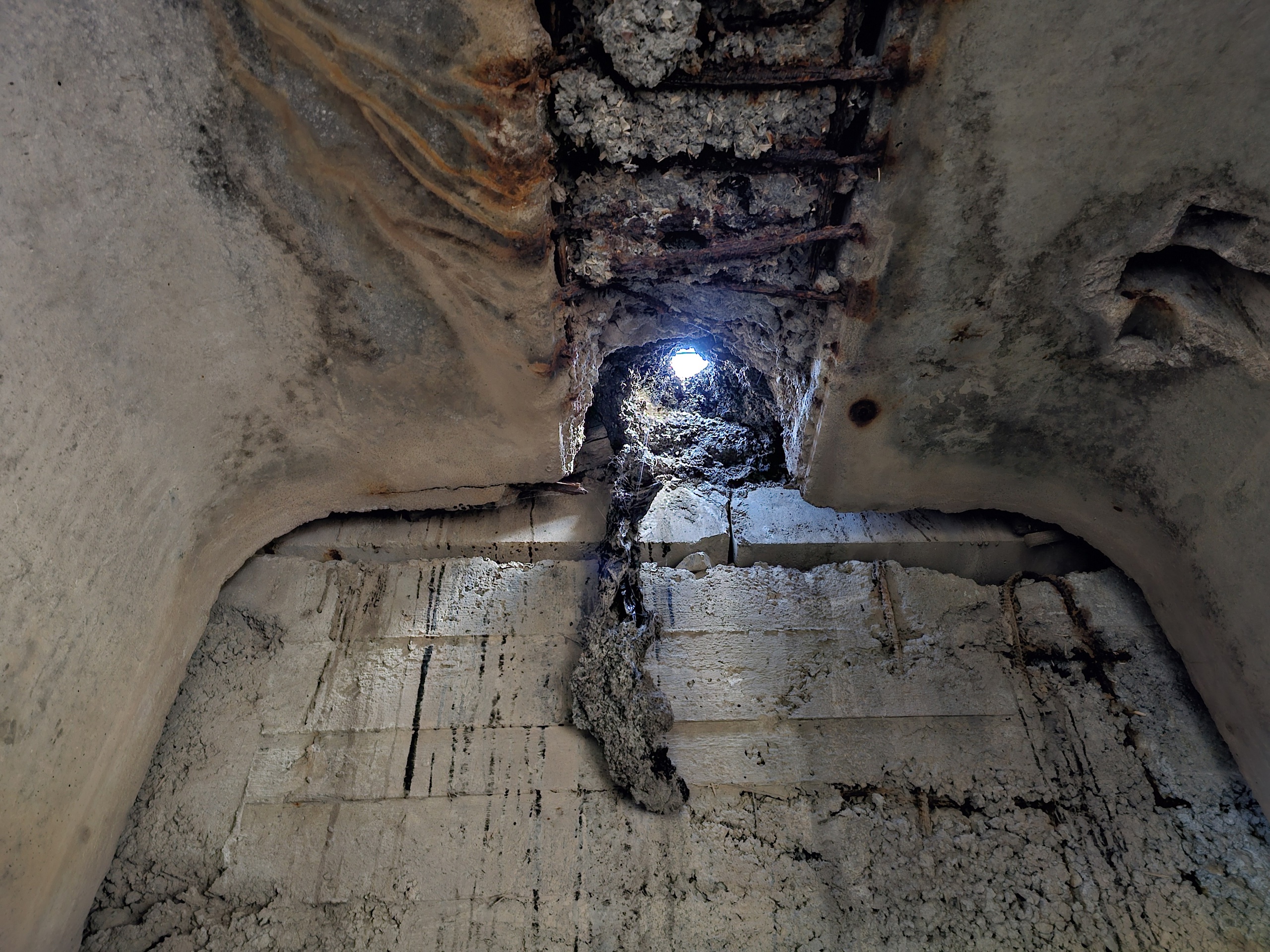 На мосту в Шокше появились опасные дыры